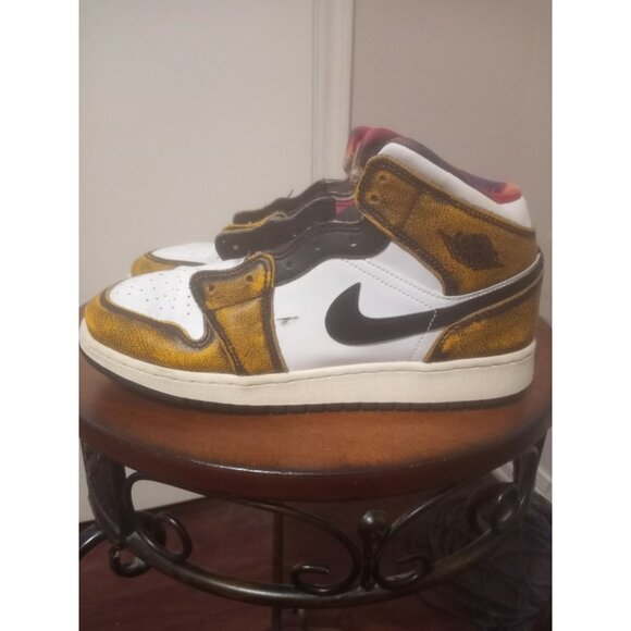 Nike Air Jordan 1 Mid Se Gs Suze 7Y Wear-away Taxi Yellow Black Aj1 DQ8418071 - Picture 10 of 14